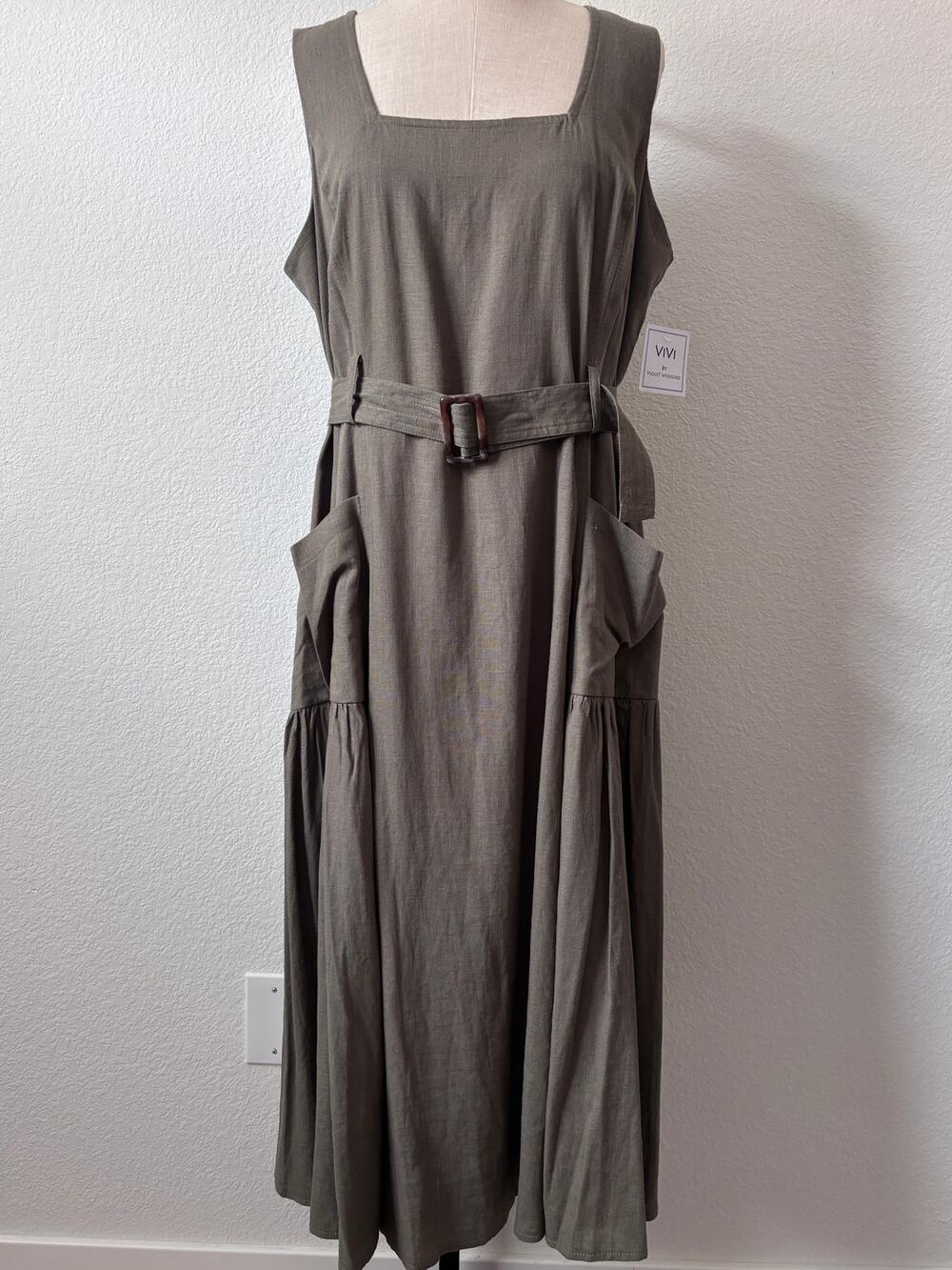VIVI by Violet Weekend - NWT Linen Blend Belted Dress Size 14